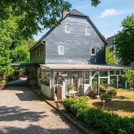 Land & Leben Bed & Breakfast *