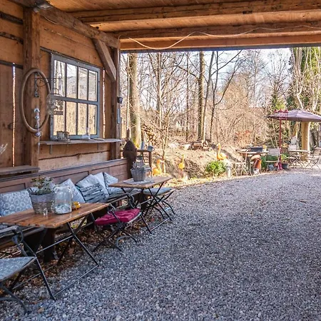 Land & Leben Bed & Breakfast *