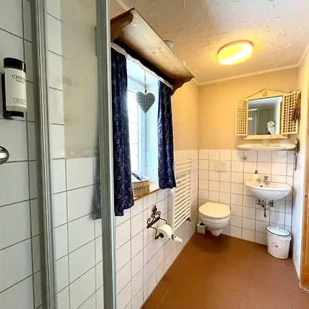 Land & Leben 3*