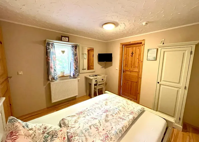 Bed & Breakfast Land & Leben 3*